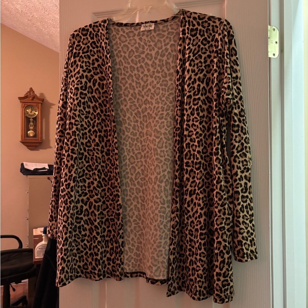 Texas True Leopard Print Women's cardigan